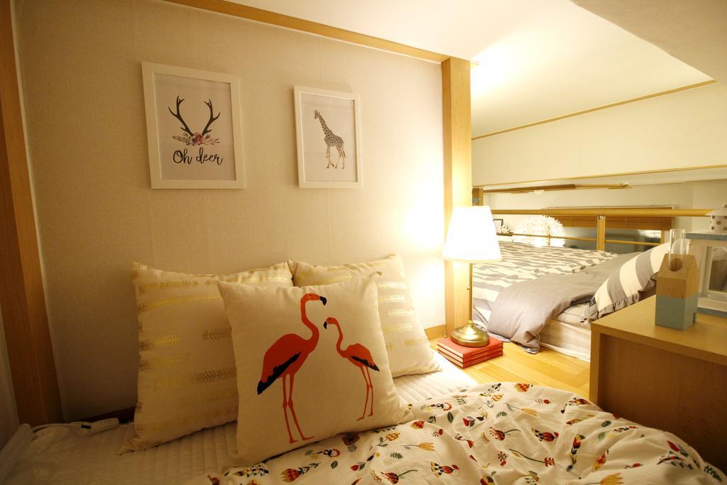 Cozy Duplex Hongdae Seoul