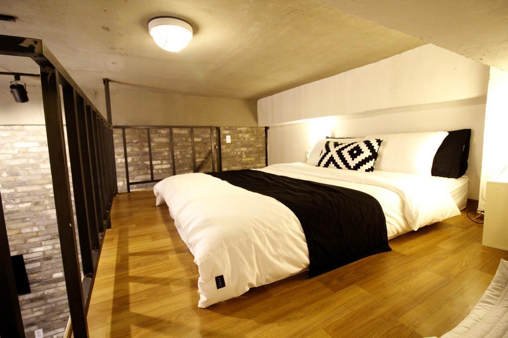 Cozy Duplex Hongdae Seoul