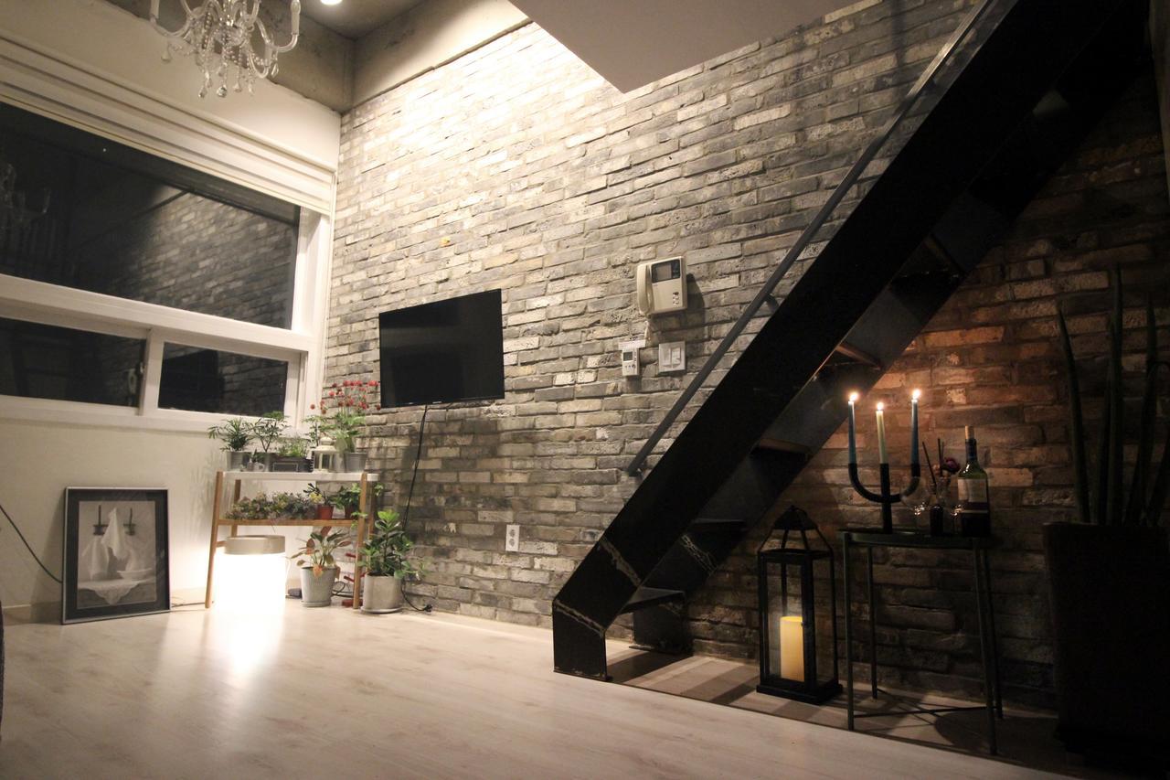 Cozy Duplex Hongdae Apartment Seoul