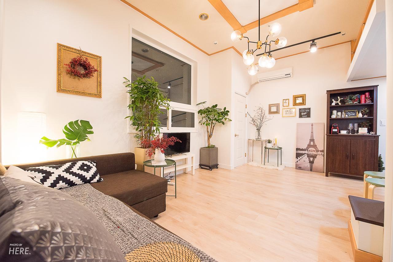 Cozy Duplex Hongdae Apartment