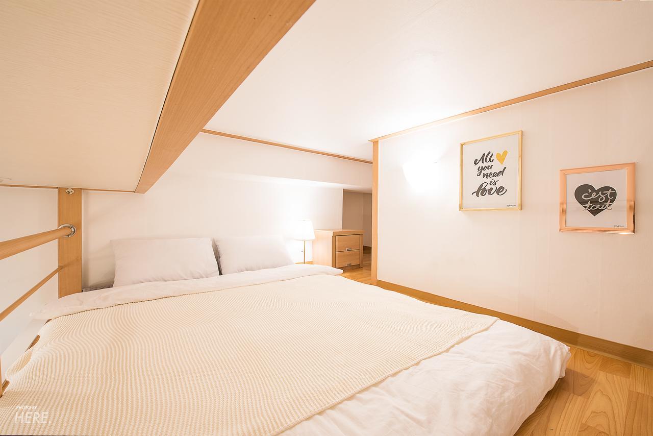 Cozy Duplex Hongdae * Seoul